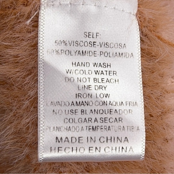 Large Listacle Peach Salmon Animal Print Fuzzy Knit Sweater Long Sleeve Soft - Picture 12 of 13